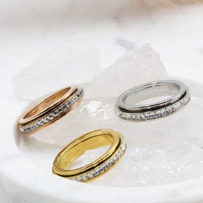 Elevate Rotating Worry Ring